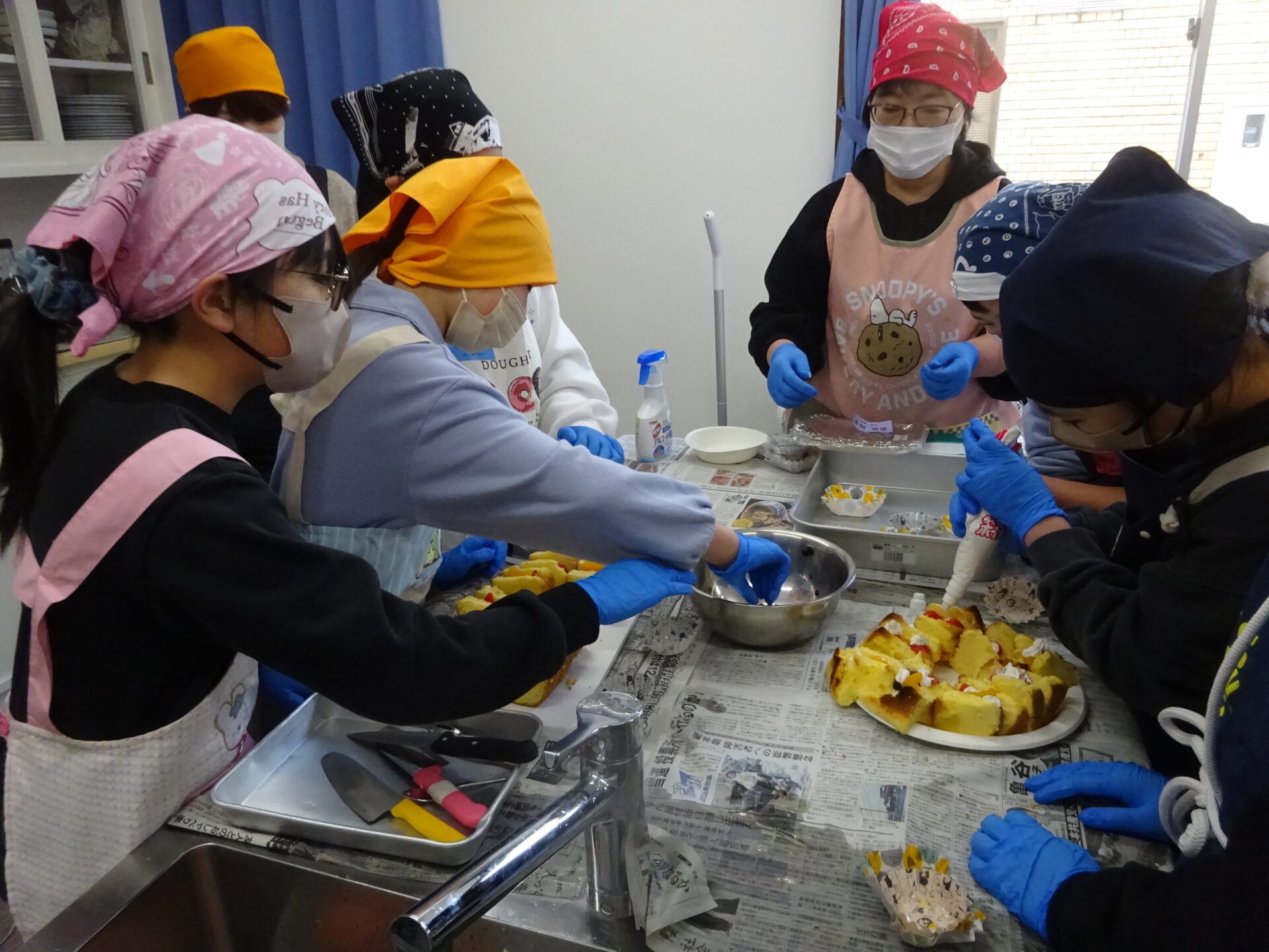 親子で一緒にケーキを作ろう